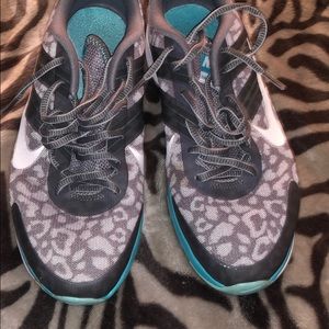 Leopard print sneaker